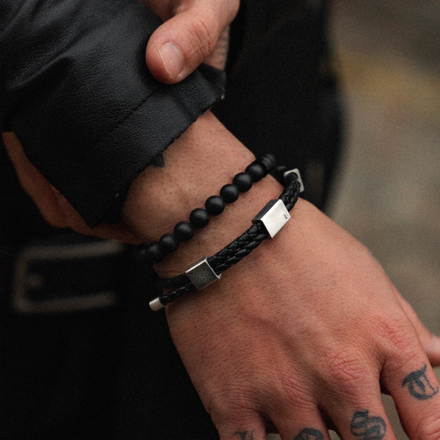 Men's leather and steel adjustable bracelet