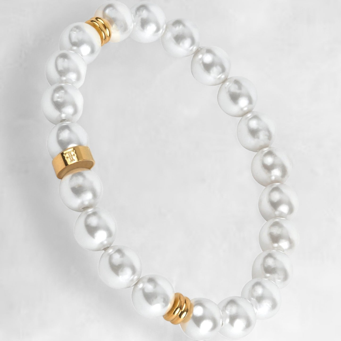 Men's 8mm shell pearl bracelet with gold accent beads