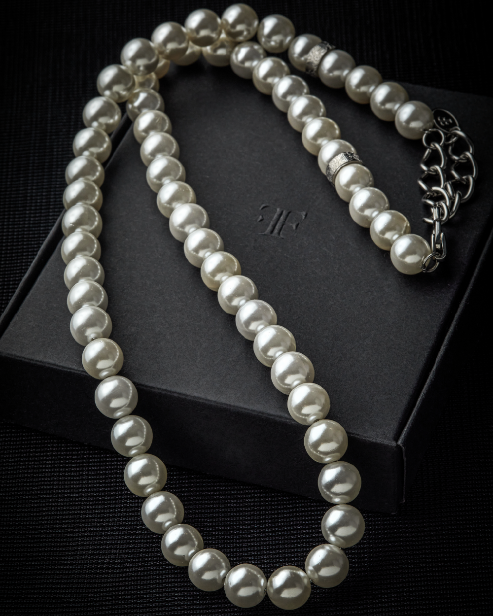 FORTIER [8MM PEARL NECKLACE - SILVER]