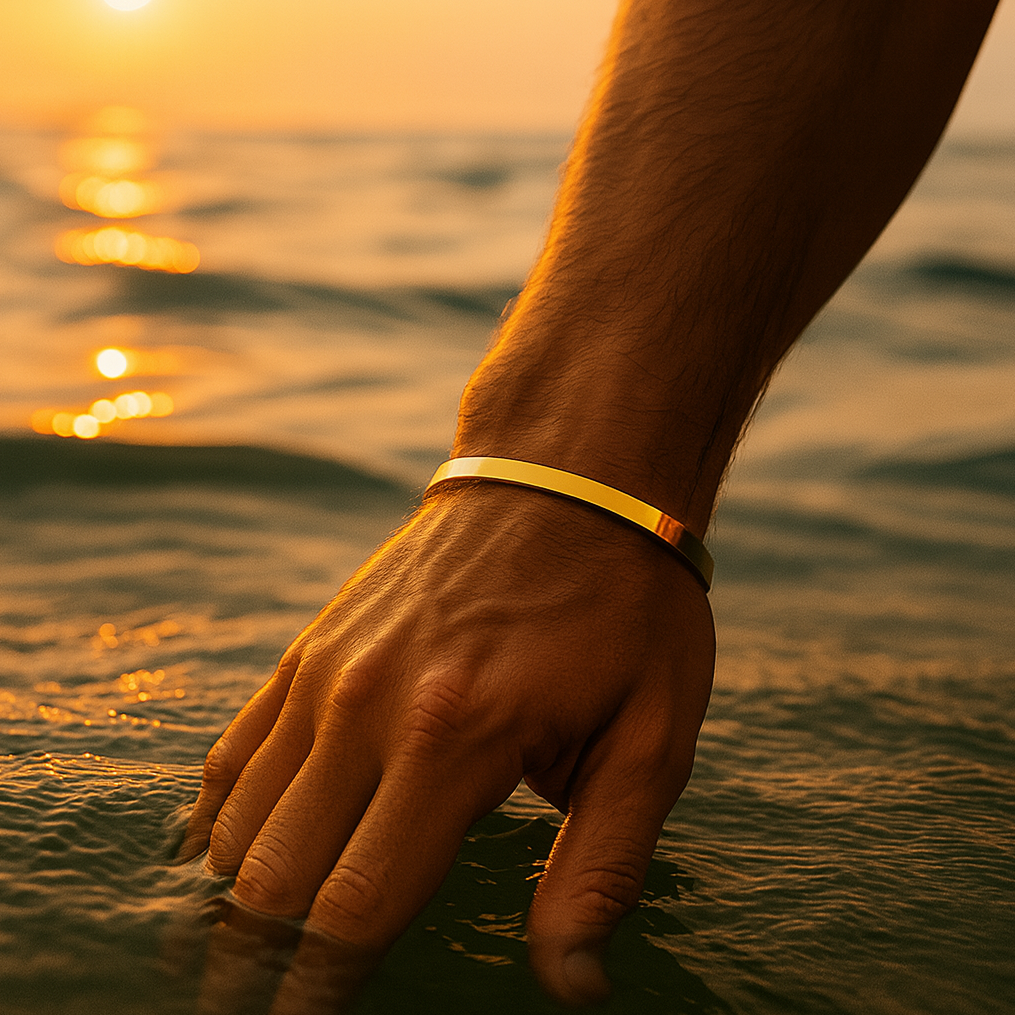 RAVICK [6MM ADJUSTABLE 18K GOLD-PLATED TITANIUM CUFF - PERSONALIZED]