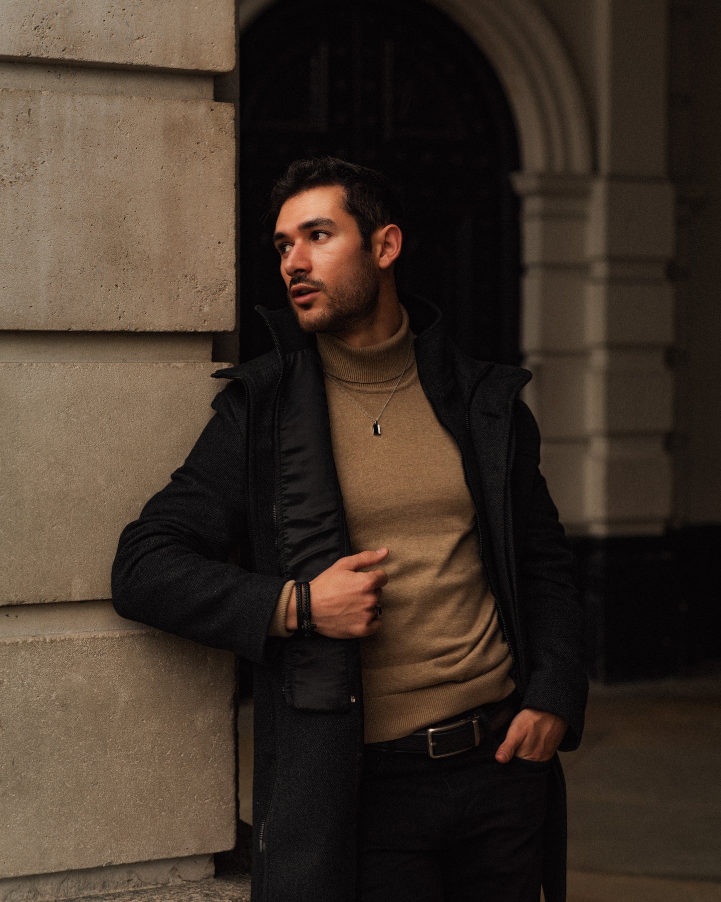 FORGE & FOUNDRY × TEN EMBERS - THE BLACK LEATHER RATCHET BELT