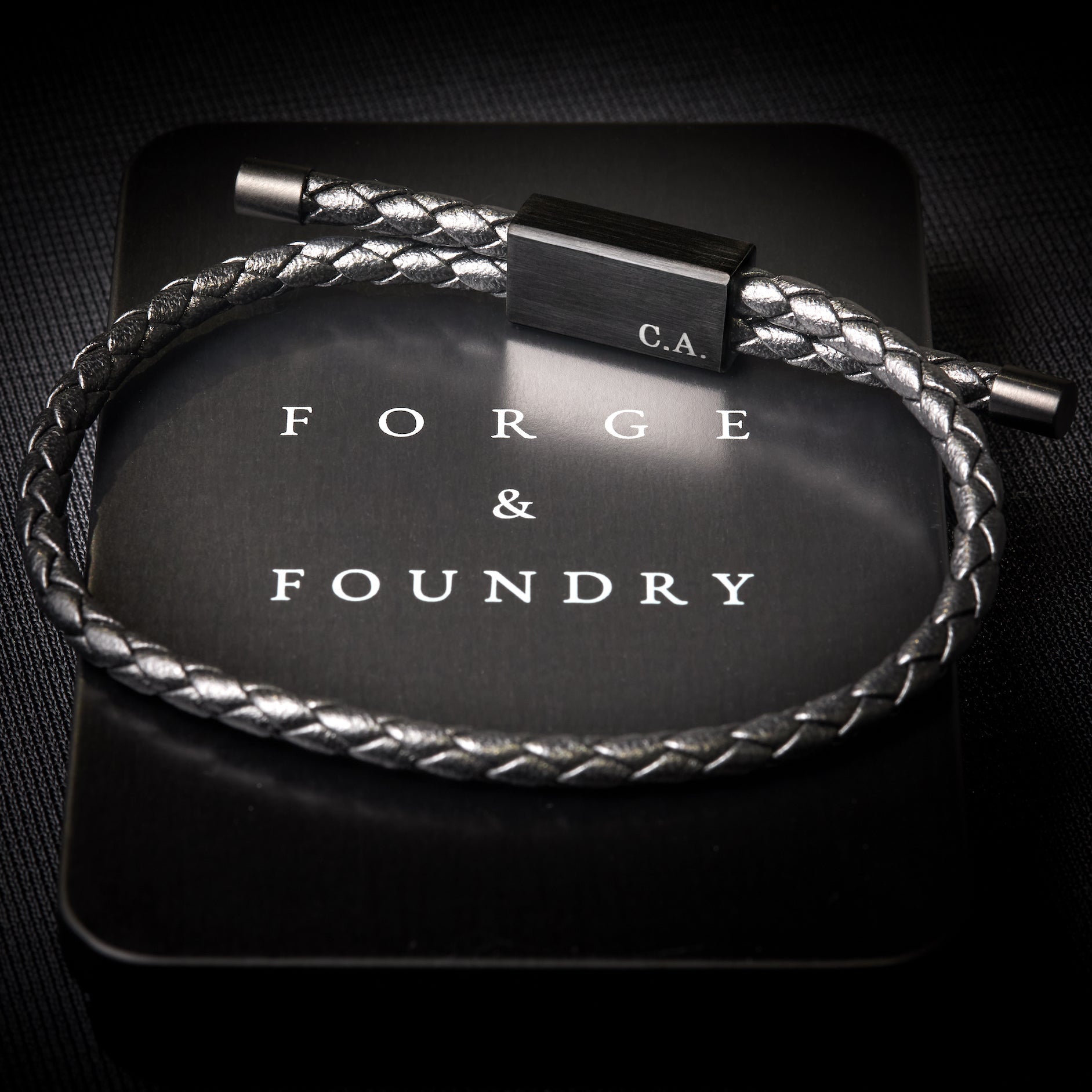 DRAPERS [TWISTED LEATHER - BLACK - PERSONALIZED] - Forge & FoundryLeatherForge & Foundry