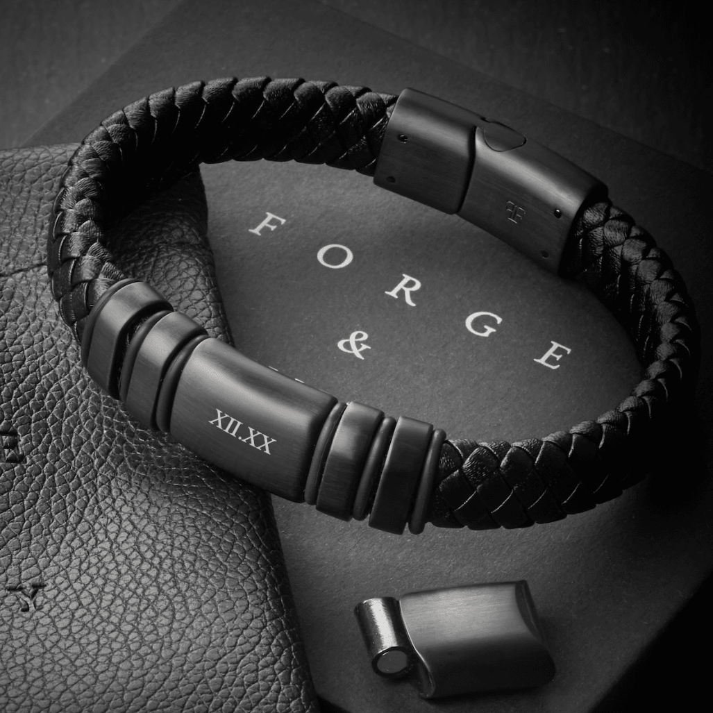 NAVARRO [SINGLE LEATHER - BLACK - PERSONALIZED] - Forge & FoundrybraceletForge & Foundry