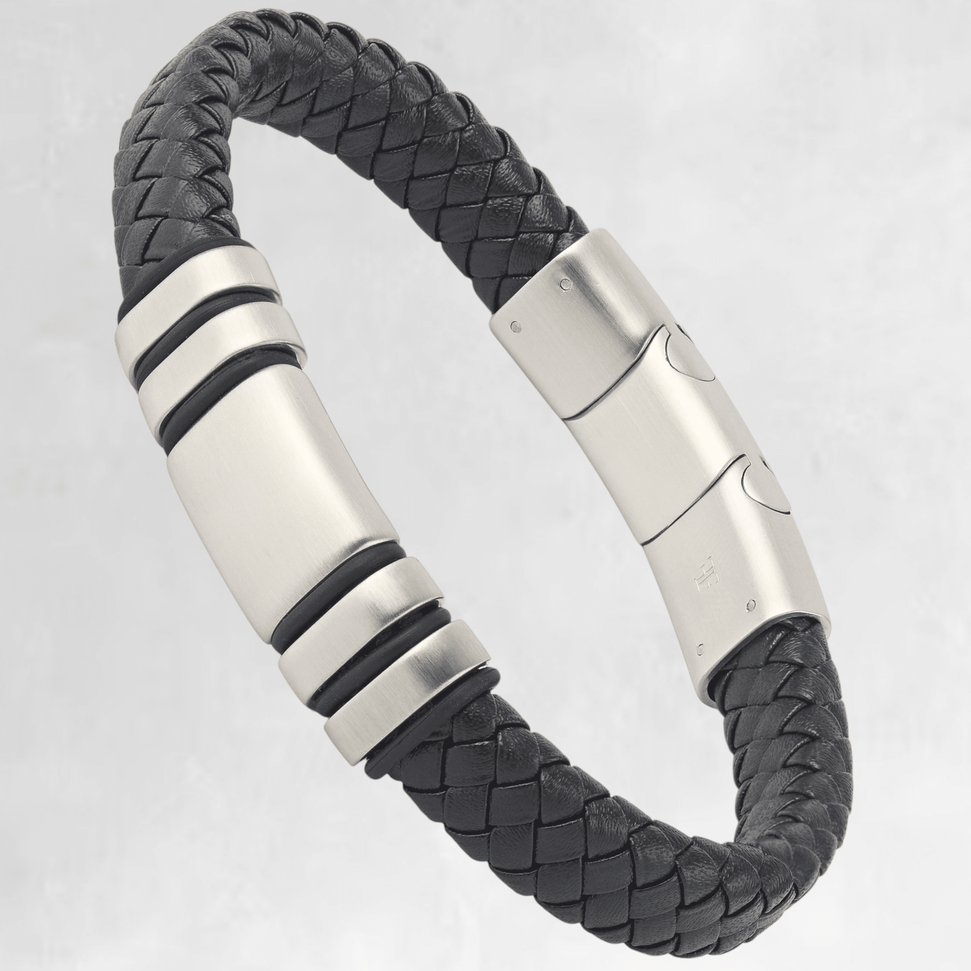 NAVARRO [SINGLE LEATHER - SILVER - PERSONALIZED] - Forge & FoundrybraceletForge & Foundry