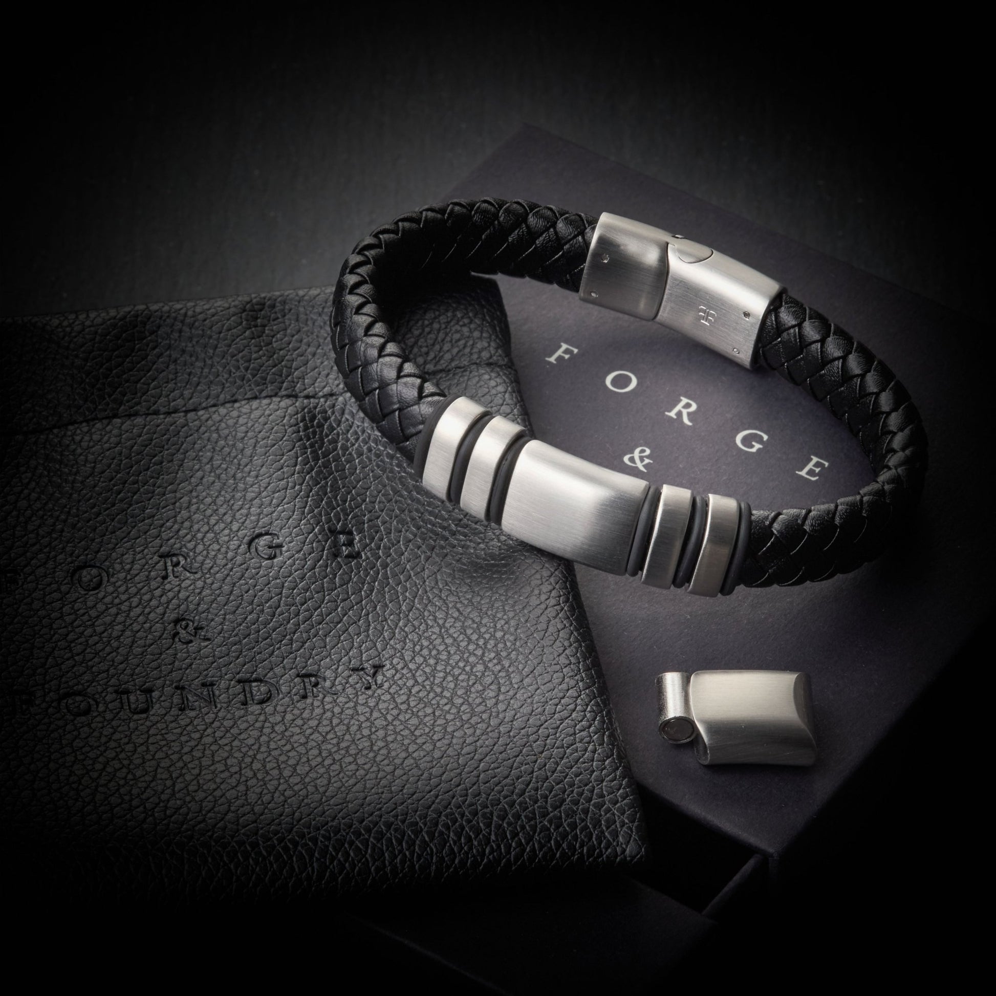 NAVARRO [SINGLE LEATHER - SILVER] - Forge & FoundrybraceletForge & Foundry