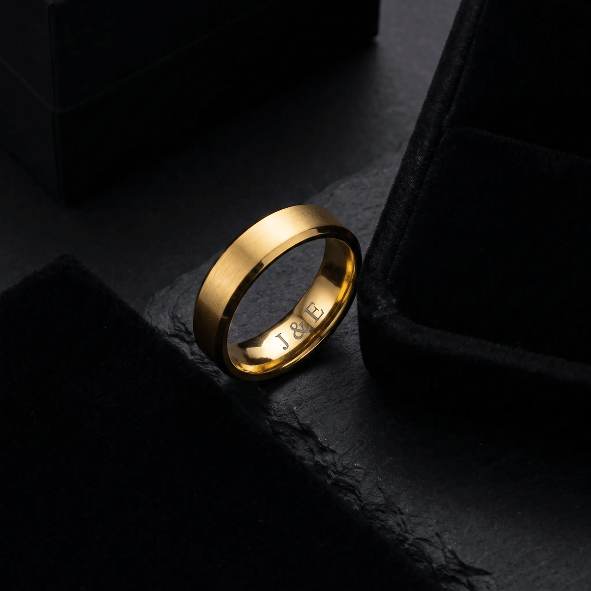 Personalised Men's 5mm Bevelled Titanium Wedding Ring - Forge & FoundryringForge & Foundry