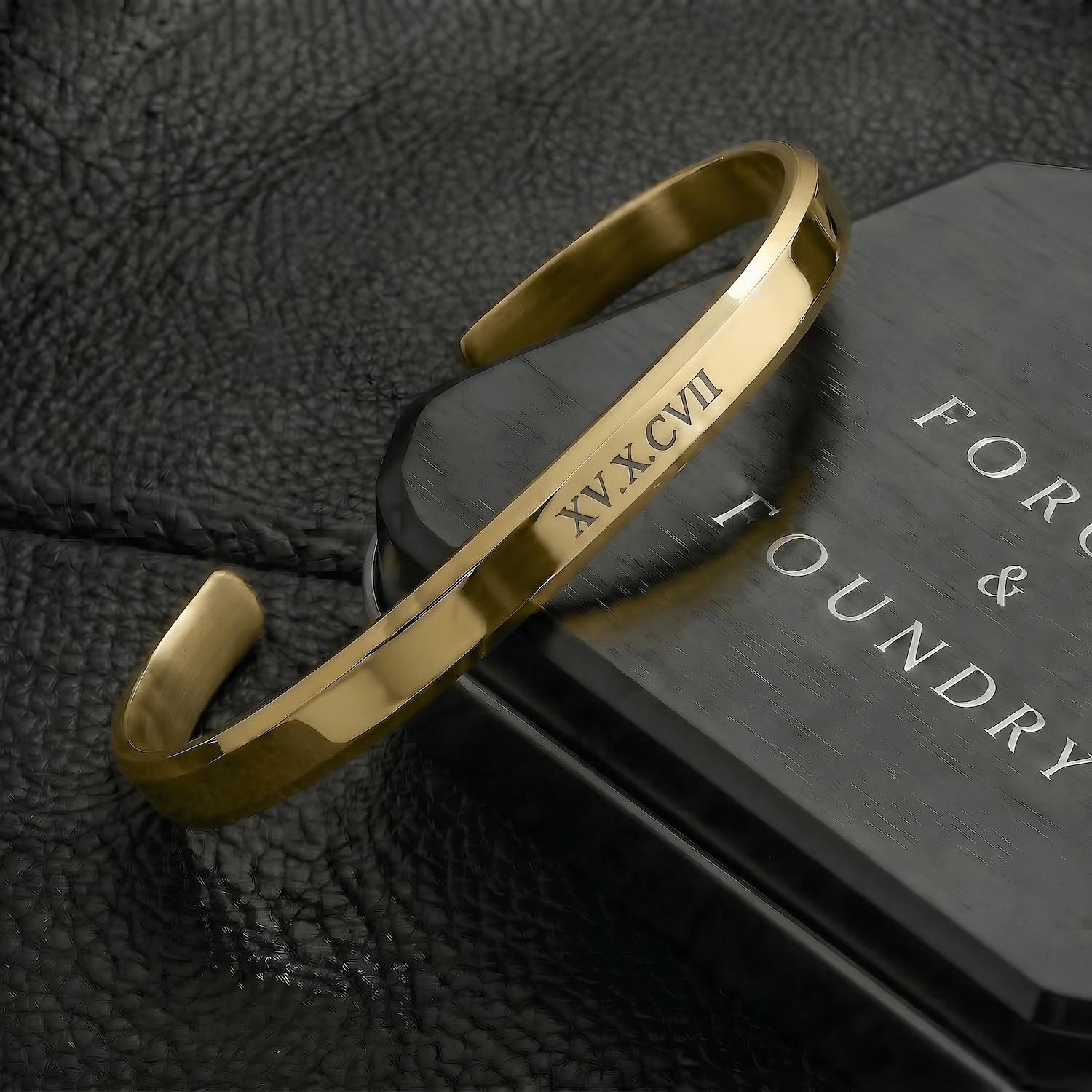 RAVICK [6MM ADJUSTABLE 18K GOLD - PLATED TITANIUM CUFF - PERSONALIZED] - Forge & FoundryPersonalisedForge & Foundry