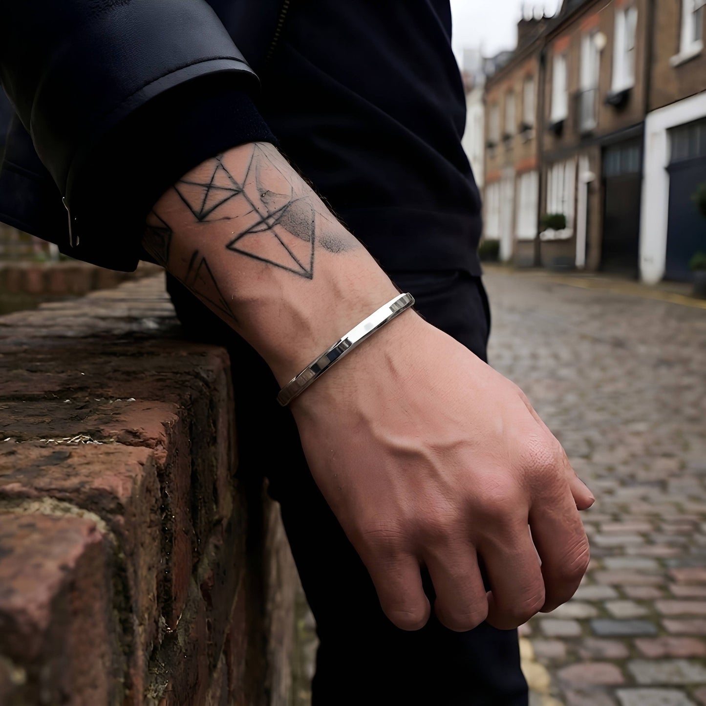 RAVICK [6MM ADJUSTABLE TITANIUM CUFF] - Forge & FoundryCuffForge & Foundry