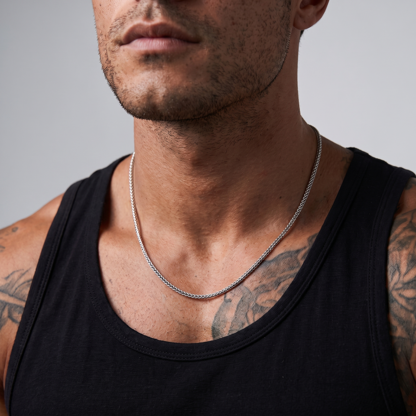 HATTON [MINIMALIST SILVER HELIX CHAIN]