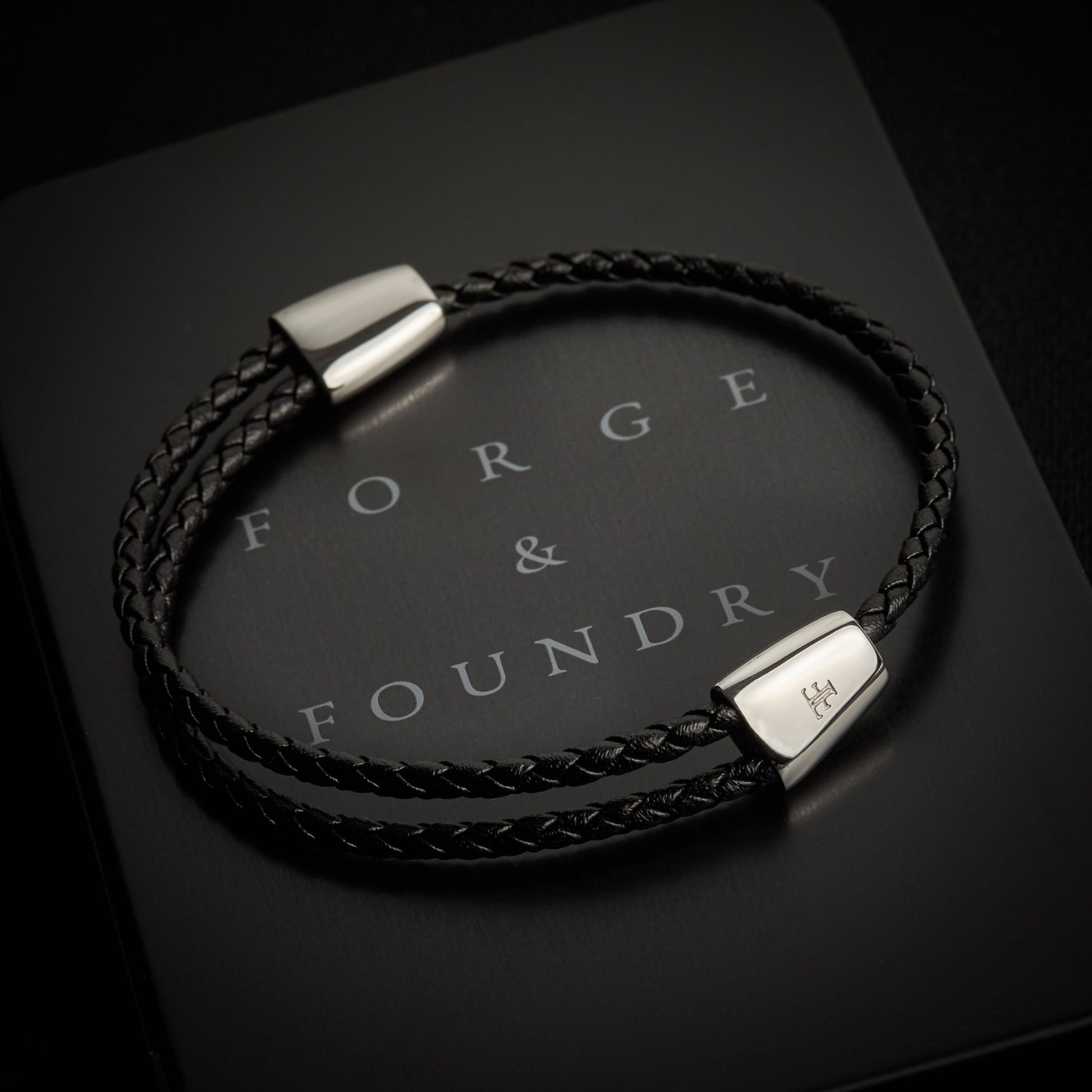 TRINITY [TWISTED ADJUSTABLE LEATHER] - Forge & FoundryLeatherForge & Foundry