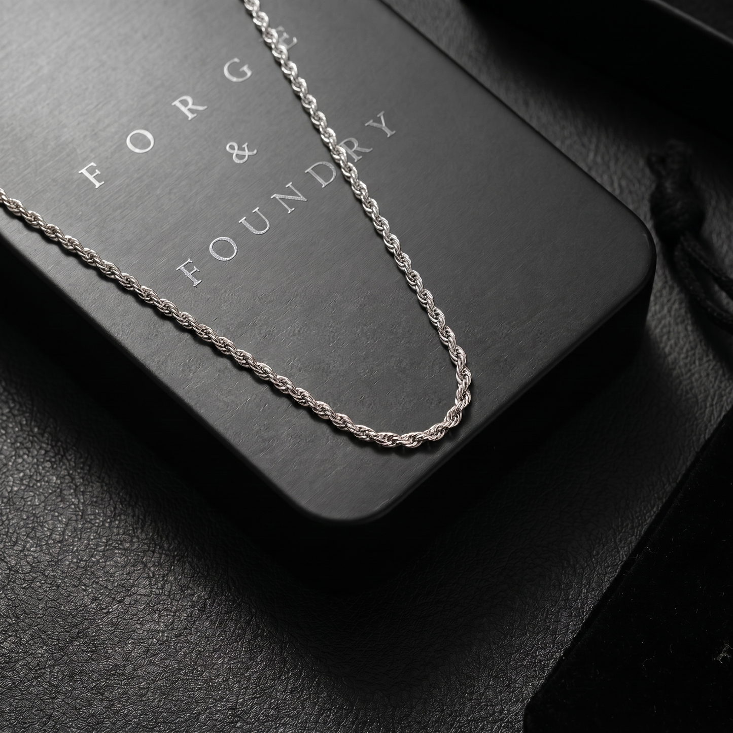 HATTON [MINIMALIST SILVER ROPE CHAIN]