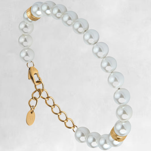 Men's adjustable shell pearl bracelet with gold accent beads