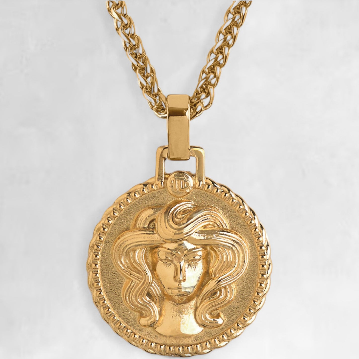 Men's gold Virgo pendant necklace