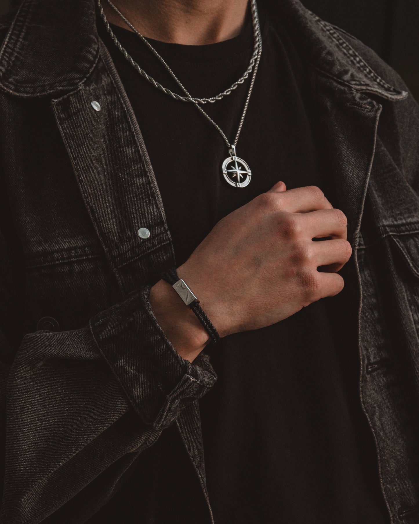 Leather Bracelet "DRAYTON" [Black/Silver]