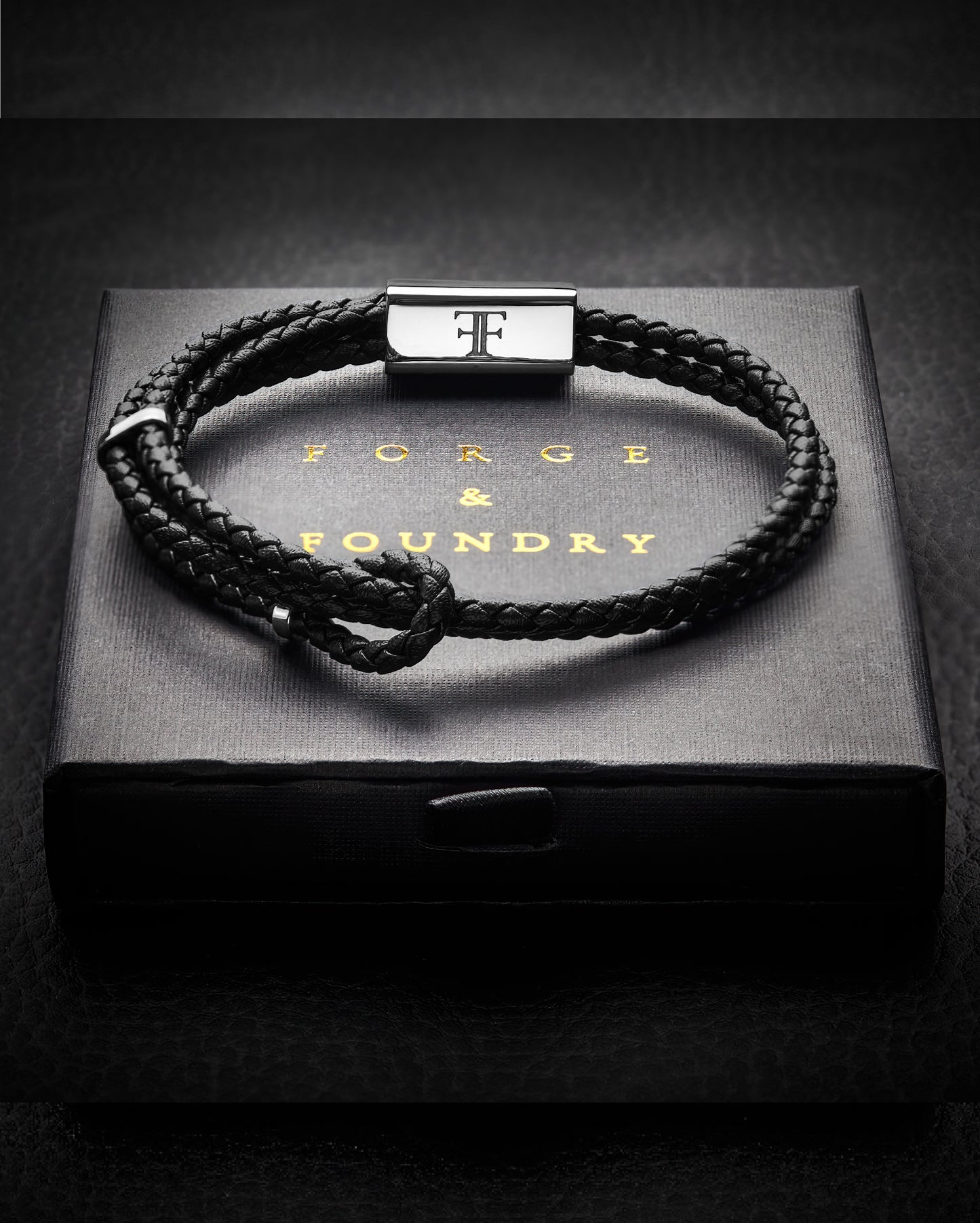 Leather Bracelet "DRAYTON" [Black/Silver]