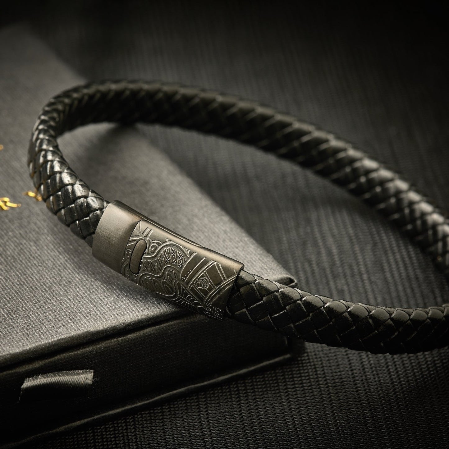 HANOVER [TWISTED LEATHER - ETCHED] - Forge & FoundryLeatherForge & Foundry